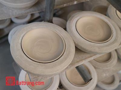 Quy trình để làm một chiếc khuôn để sản xuất gốm sứ